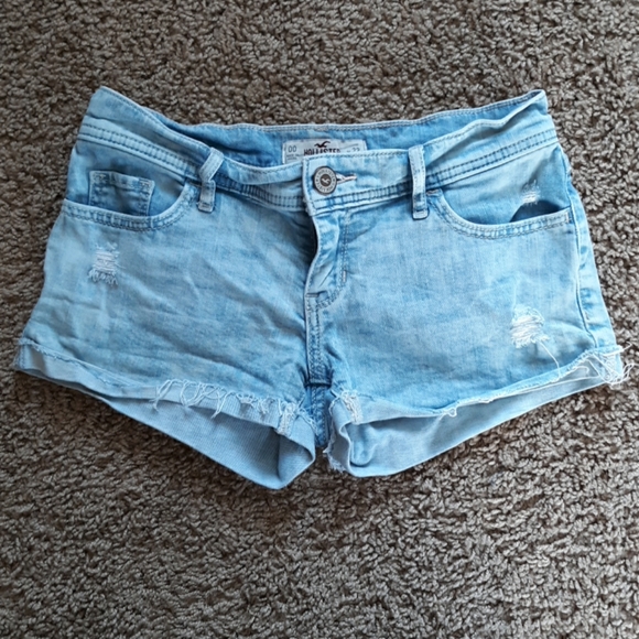 hollister distressed shorts